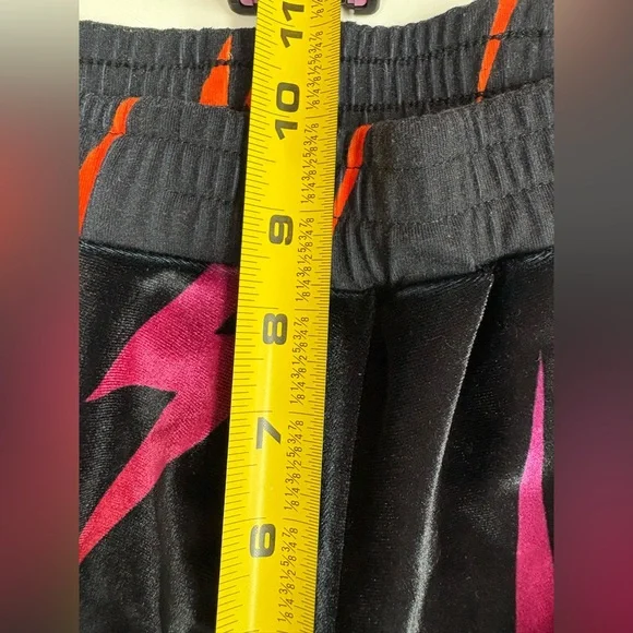 Rare Aviator Nation Velvet Shorts - Picture 10 of 12